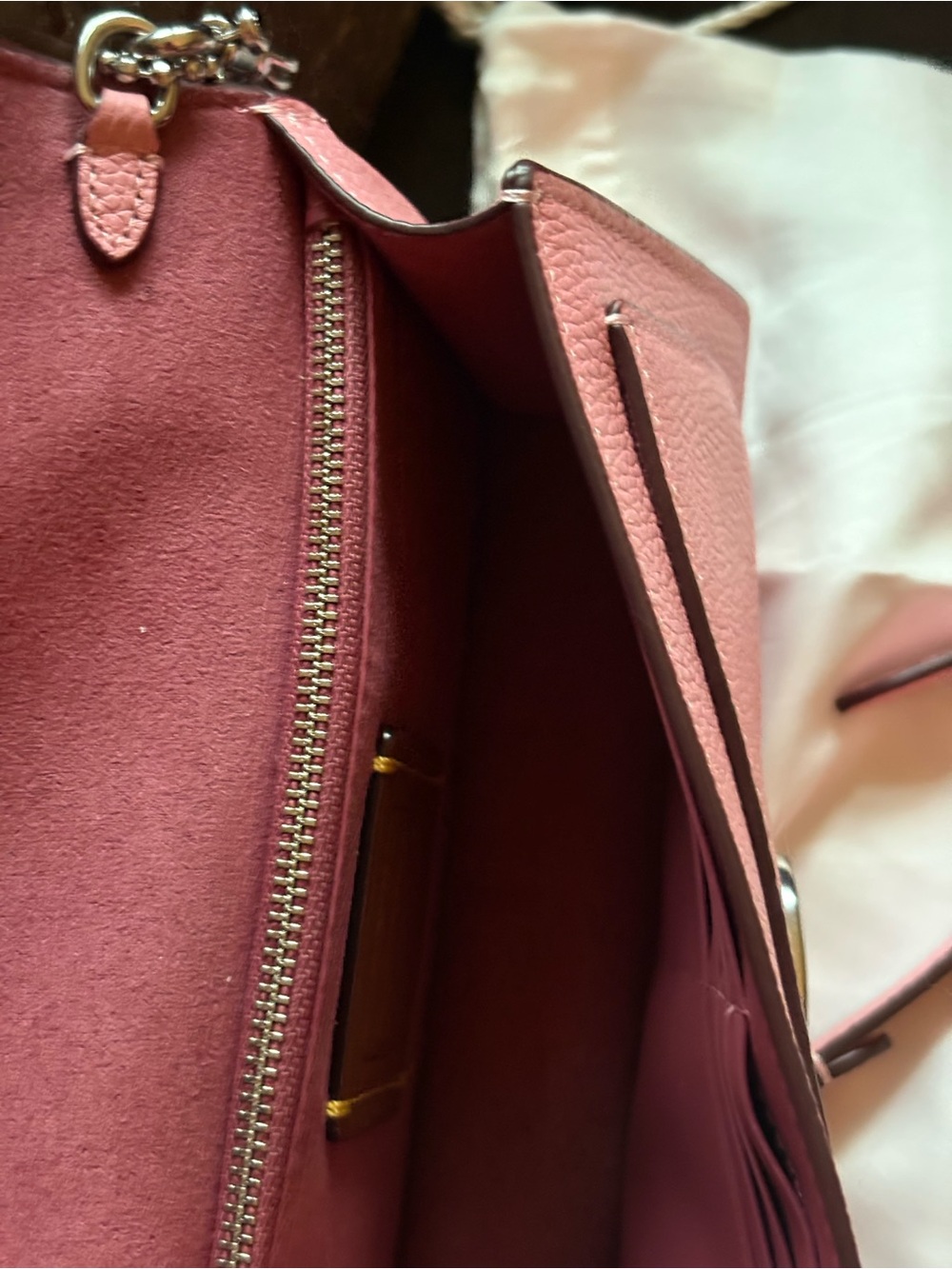 Coach Tabby Pink Leather Crossbody with Chain NWOT - Picture 10 of 11